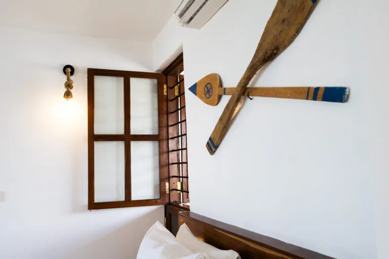 61568855-F970-4AD6-8B44-8AFC1B757842