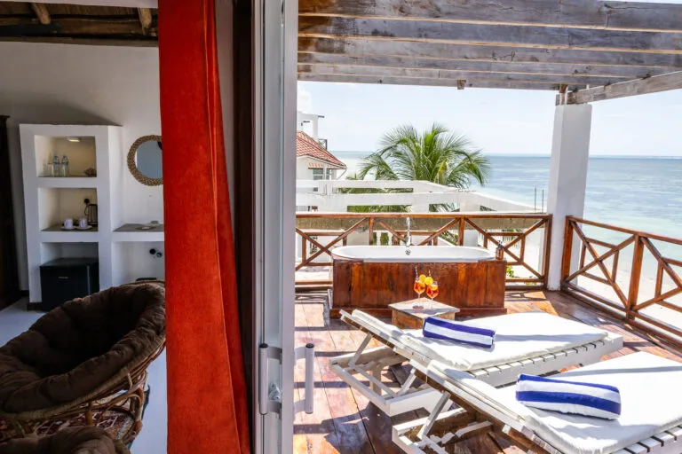 6FD1473B-2516-4647-A70B-EF9D97AAE10B